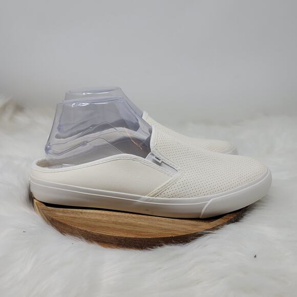 LAM Women's White Slip-On Athletic Comfort Shoe 9 - Picture 4 of 7